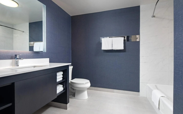 Residence Inn by Marriott Toronto Mississauga West