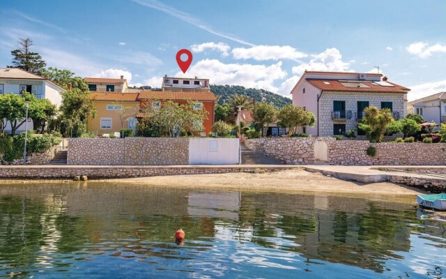 Stunning Home in Barbat-rab With Wifi and 1 Bedrooms