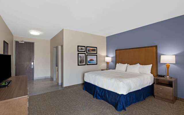 La Quinta Inn & Suites by Wyndham Morgan Hill-San Jose South