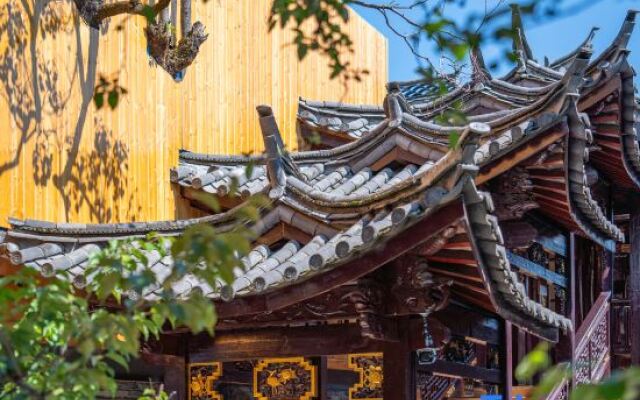 DuoFu Resort (Lijiang Ancient City South Gate)