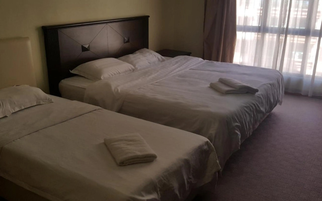 Marina Court Resort Condominium