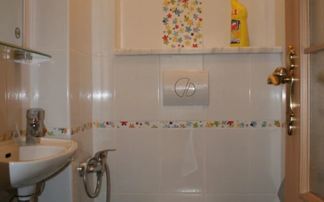 Apartment No. 22 Zeyerova 15