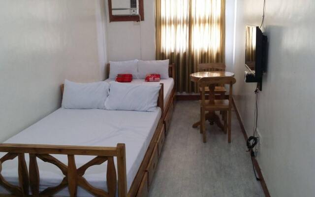 Rooms 498 Hostel