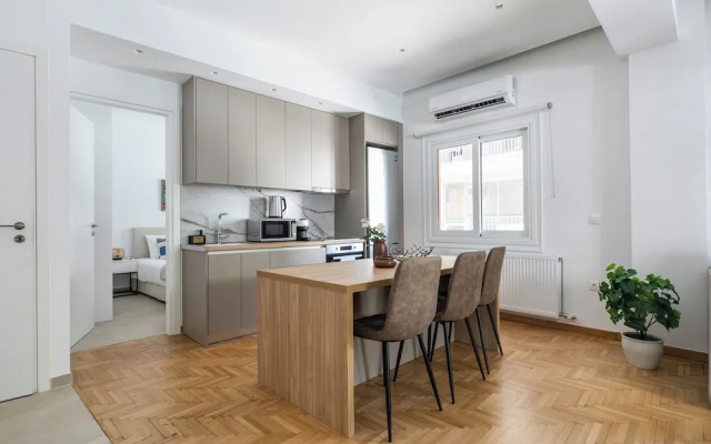 Anatoli - Athenian 2-BR Apartment in Athens