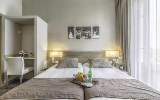 Kyriad Orange Centre