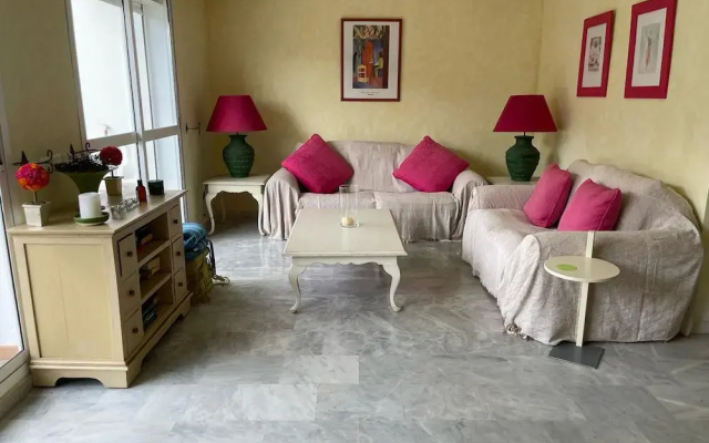 Beautiful 4 Bedroom Duplex Apartment