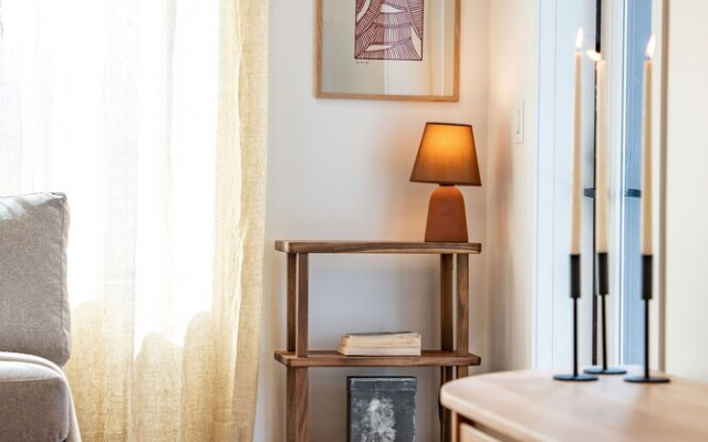 Sea Eagles Landing by Revelstoke Vacations