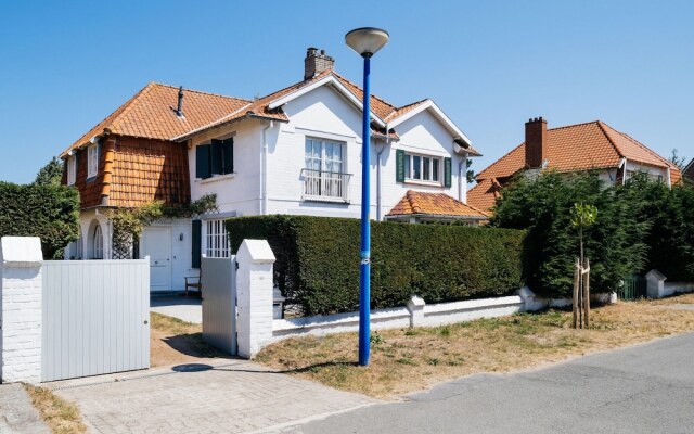 Villa in Koksijde Near the Beach