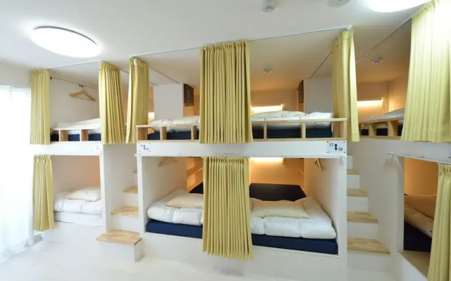 Guest House Gifuhashima COCONE - Hostel