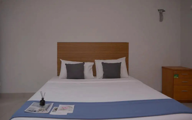 Cozy And Homey Studio At Trimezia Beverly 90210 Apartment
