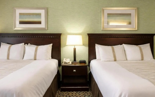 Fireside Inn and Suites