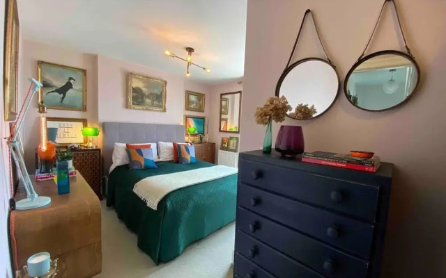 4 Bedroom Victorian Townhouse With Sea Views