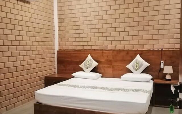 Breezy Lake Eco Friendly Cabanas Yala