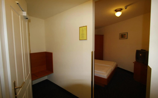 Suite Hotel 900m zur Oper