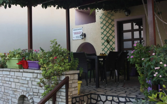 Smaragda Hotel