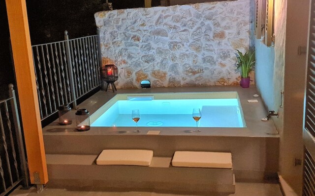 Villa Rosa - Luxury Villas with Panoramic Views
