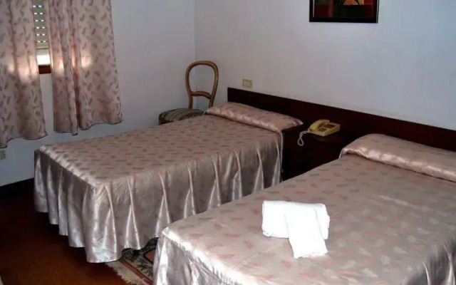 Hotel Los Castros