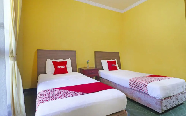 Super OYO 90382 Hotel Sarah Sukabumi