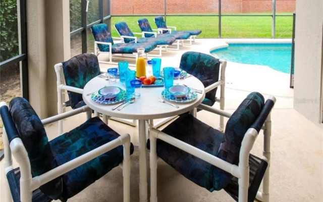 The Shire 2, Davenport, US