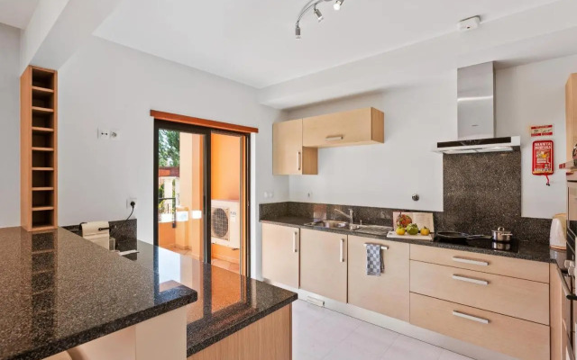Luxury Holiday 2-bedroom Apartment Praia da Luz