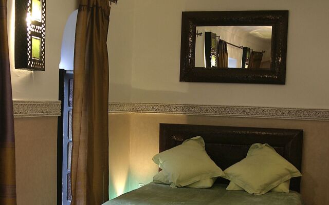 Riad Ta'achchaqa