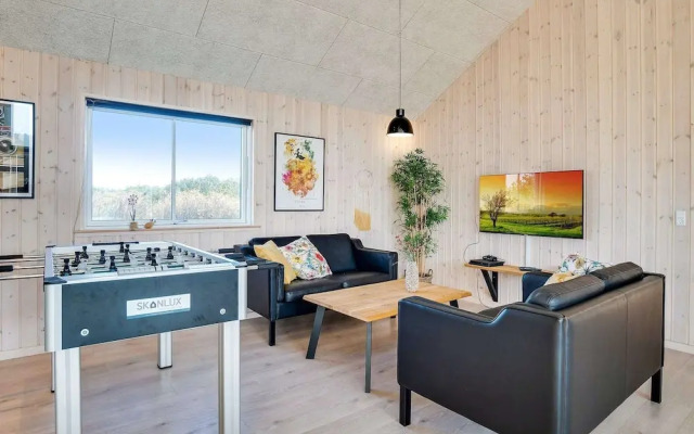 18 Person Holiday Home in Ringkobing