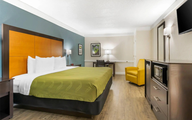 Quality Inn & Suites North Charleston - Ashley Phosphate - Image 7