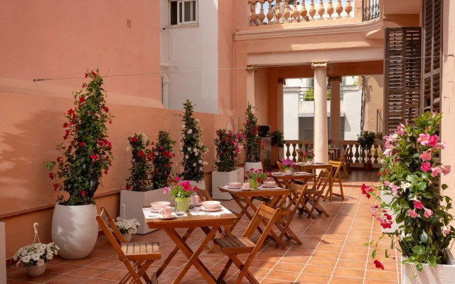 Antonios Hostal