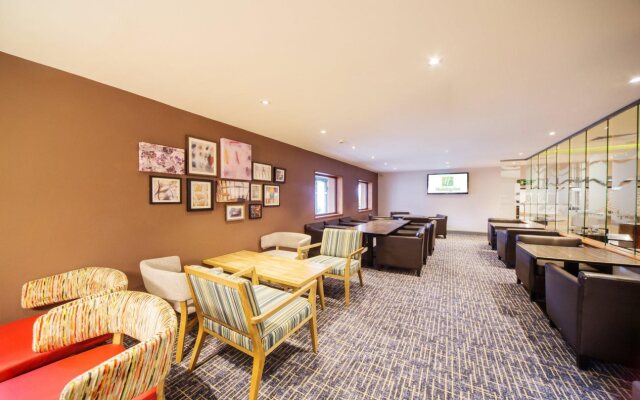 Holiday Inn High Wycombe M40, Jct. 4 by IHG