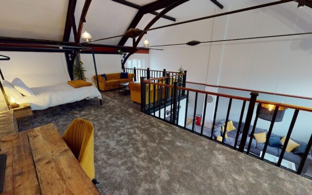 Hu1 Boutique City Apartment - Sleeps 6