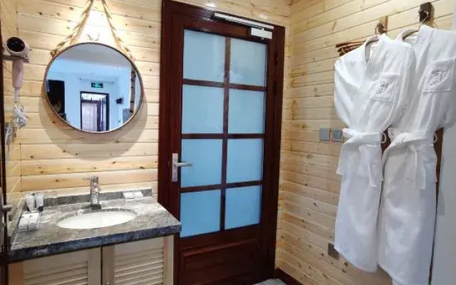 Yitang Yizhai Hot Spring Hotel