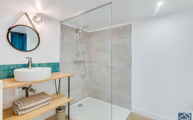 Cosy T3 near Les Terrasses du Port