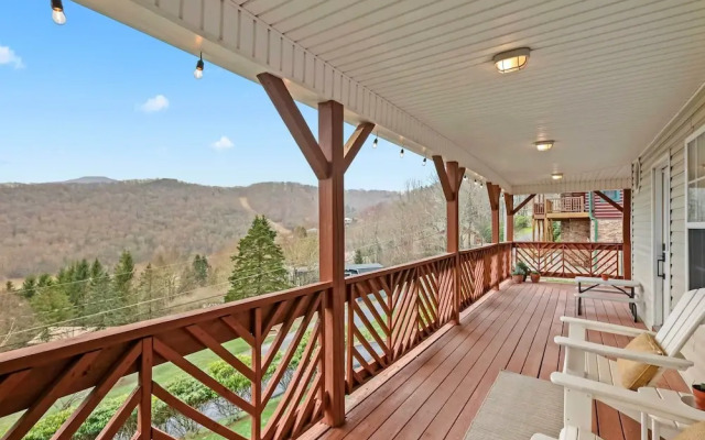 8 Mi to Sugar Mountain Resort: Seven Devils Home