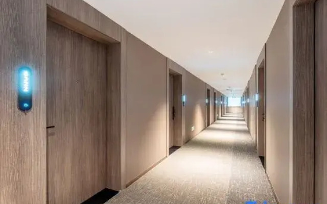 PALACE Hotel（Beijing Shunyi Ideal Automobile Base）