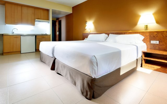 Hesperia Sant Joan Suites