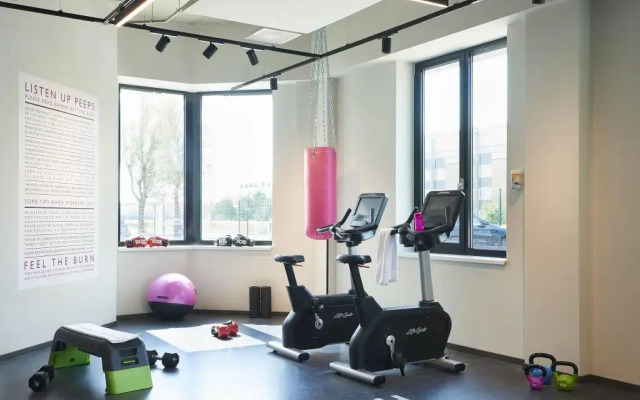 Moxy Amsterdam Schiphol Airport