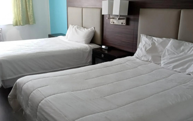 Nampa Inn & Suites