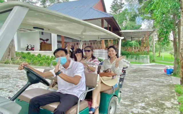 DG Royal Resort