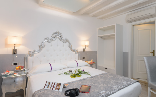 Unahotels Ala Venezia - Adults Only