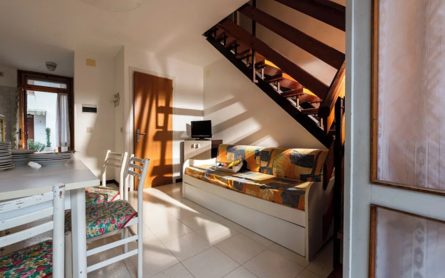 Luminous Flat in Bibione With Garden