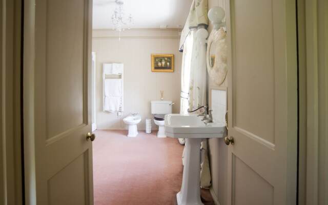Wydemeet Bed and Breakfast