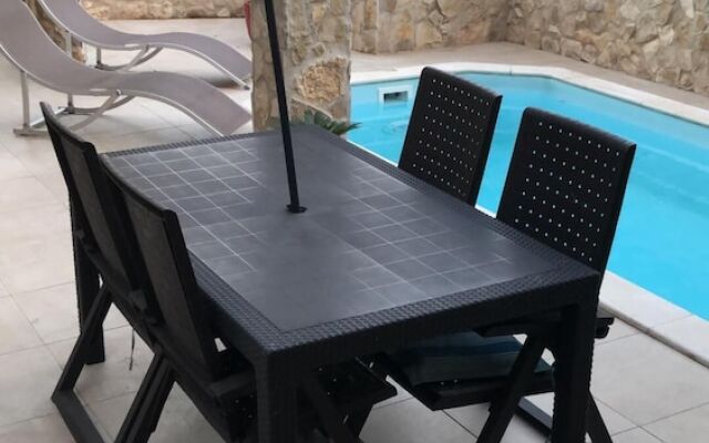 Vivenda C Piscina 3 Quartos Helenas Villa