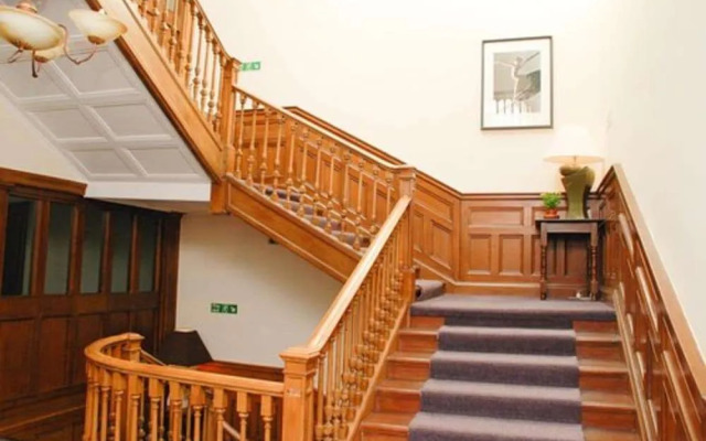 Birnam Guest House