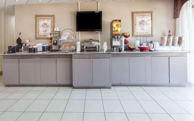 Ramada by Wyndham Lebanon