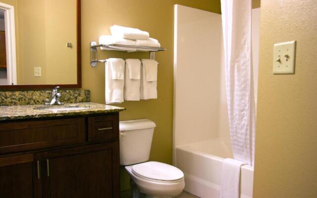 Candlewood Suites Champaign-Urbana University Area, an IHG Hotel