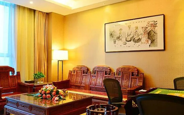 Hongyuan Zijing Hotel
