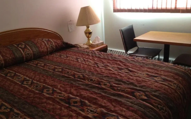 Royal Star Motor Inn