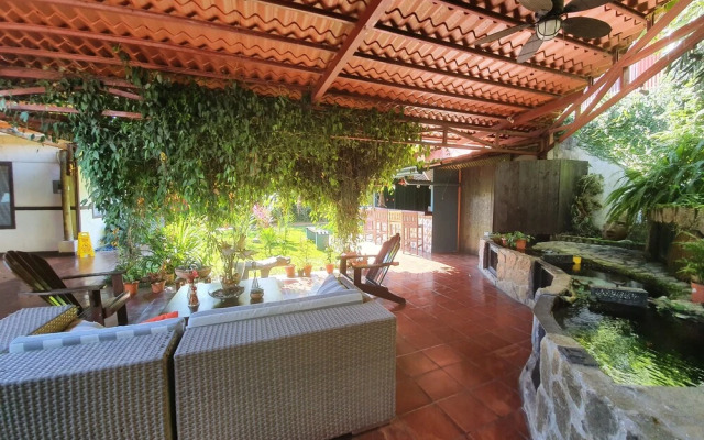 Turrialba Bed & Breakfast