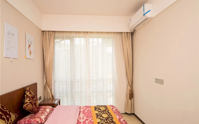 Sanya Linglong Lulushun Hotel