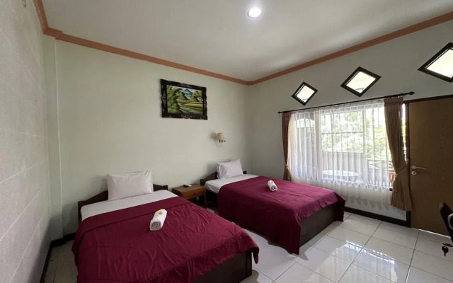 Taxa Raya Guest House